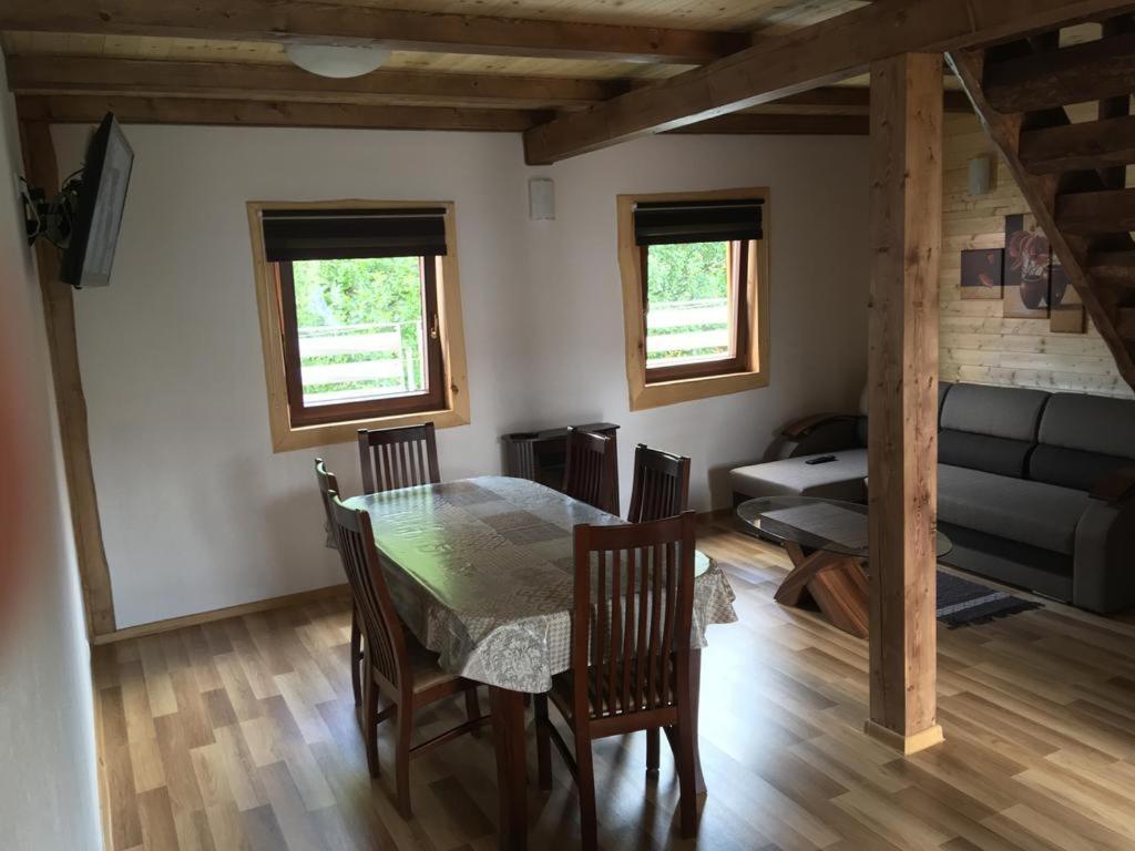 Cottage Family ฮราบูชิเซ ภายนอก รูปภาพ